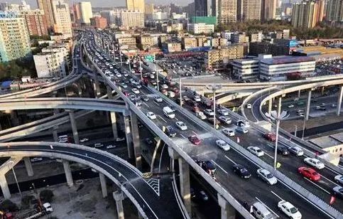 ������ke���l�Ƹ������ľ����еķ��r��